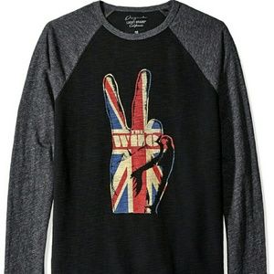 Men's The Who peace hand graphic tee